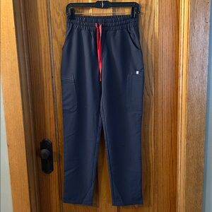 FIGS Yola Skinny Charcoal Jogger Pants with Red Accents Size XS Petite XS/P